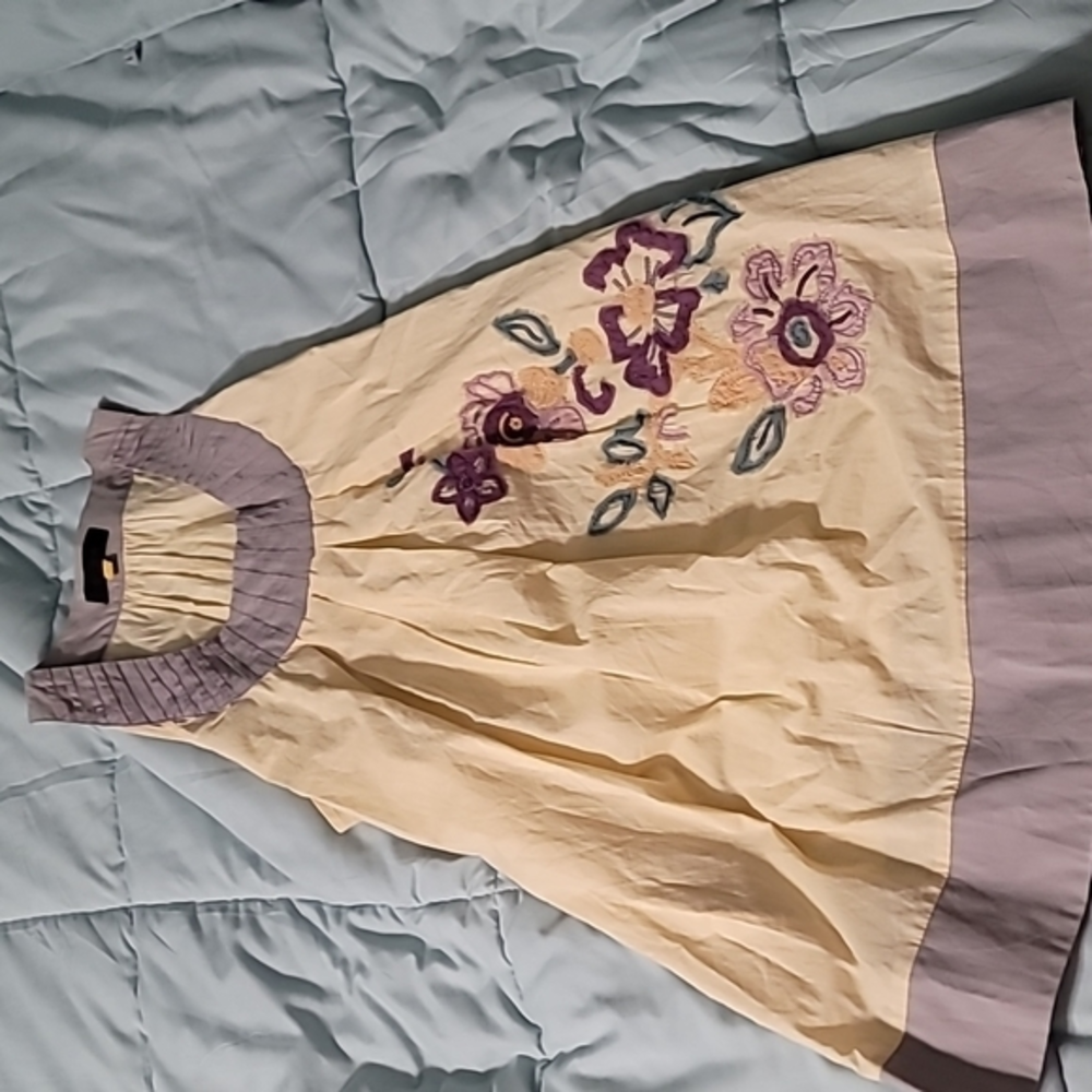 Nina Dress Classic Look Sheet Dress‎ With Floral Patchwork Juniors (L) Like New.